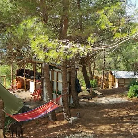 Zelt 1 Camp West *