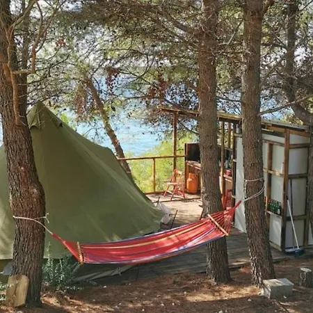 Zelt 1 Camp West